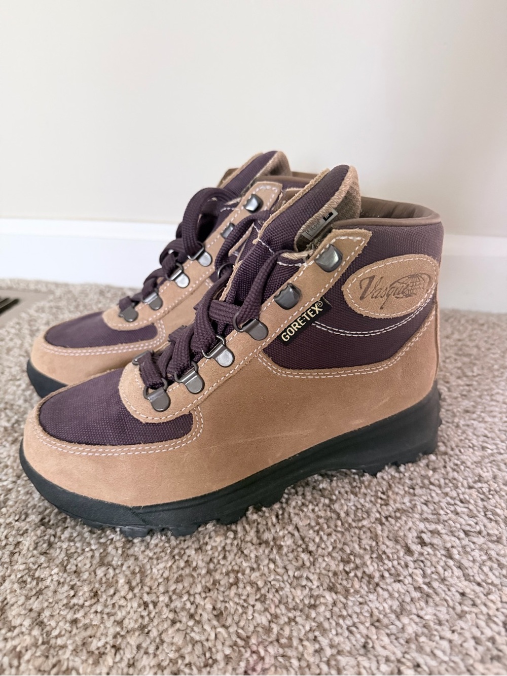 Vasque Two-Tone Brown and Dark Brown Gore-Tex Hiking Boots